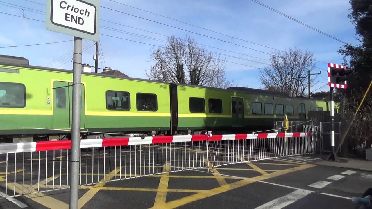 Dart 8520 Class EMU & Dublin Bus Enviro 400 - Baldoyle Road Level Crossing