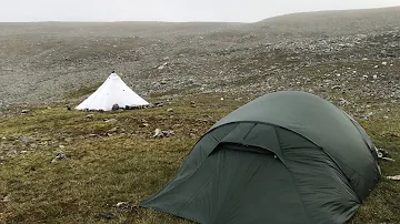 Hyperlite Mountain Gear Ultamid 2 in hard wind in Sarek