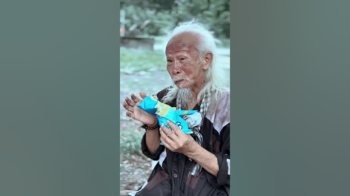 Homeless Old Man Teaches A Valuable Lesson About Littering #kindnessman #homeless