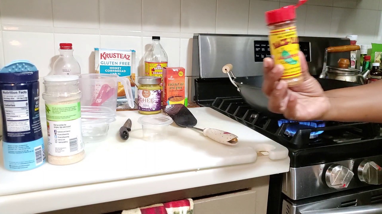 How to prepare fried cabbage glutenfree inspired by Smoking and grilling with Ab YouTube