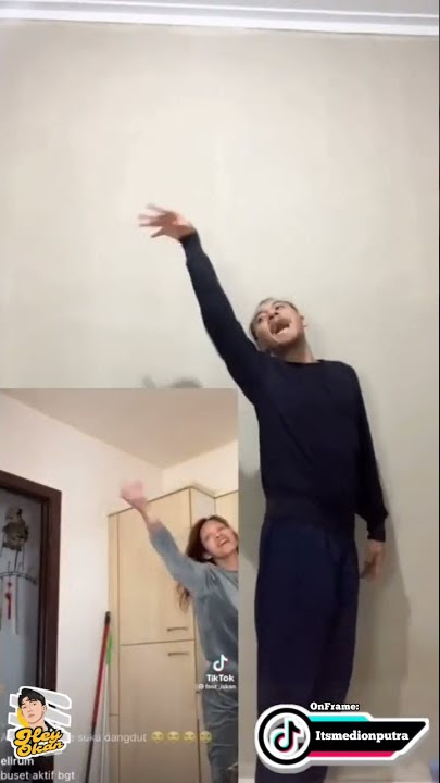 Download lagu SELEB TIKTOK PARODY BUNDA CORLA GOYANG LINCAH CENTIL MANJA ALA BATAVIA CORLA #corla #bundacorla