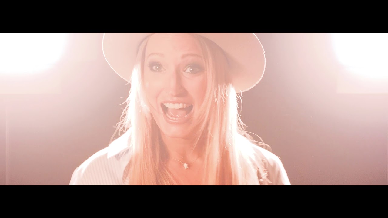 Julia Buchner Julia Buchner