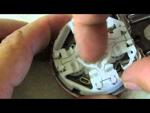 How a Master Lock Speed dial works - YouTube