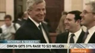 Dimon Gets 51% Pay Raise With First Bonus Since 2007