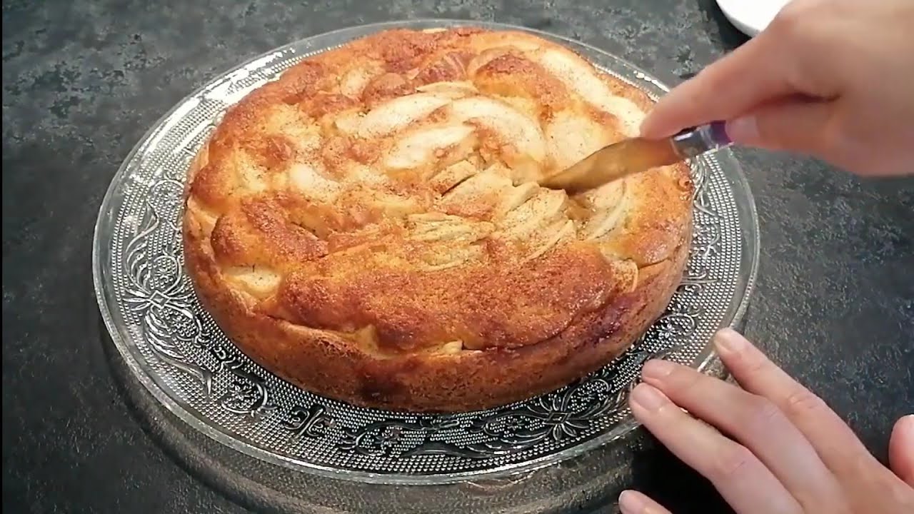 GÂTEAU AU YAOURT AUX POMMES et au miel moelleux