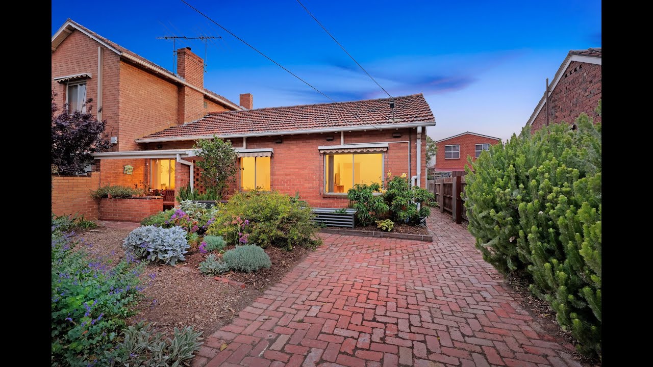 Frank Gordon Estate Agents 320 Howe Parade, Port Melbourne YouTube Frank Gordon Estate Agents 320 Howe Parade, Port Melbourne YouTube