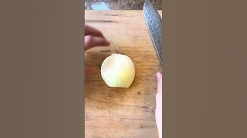 How to perfectly dice an onion! #knifeskills #cooking #cooking101