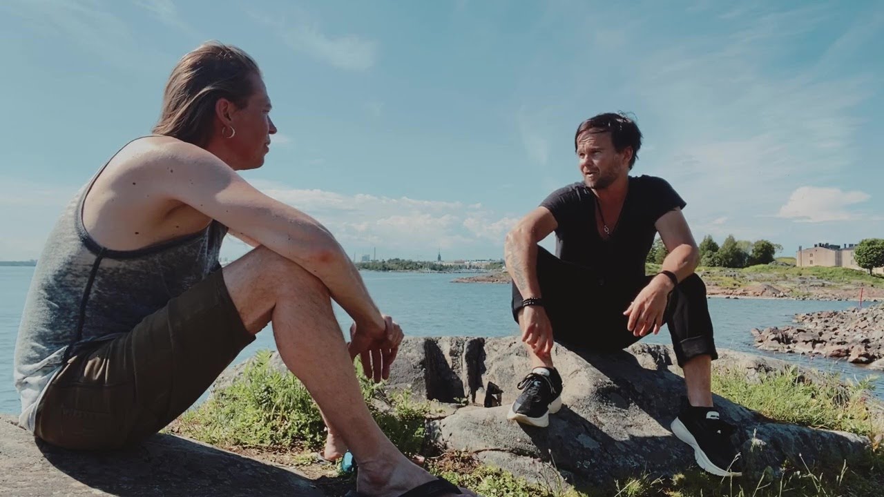 Lauri & Eicca talk about 