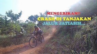 CRASH DI TANJAKAN JALUR JATIASIH!!