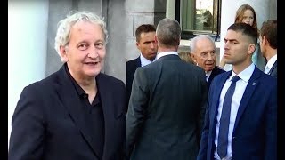 Download Lagu Shimon Peres bezoekt Eberhard van der Laan in Amsterdam. MP3 Download Lagu Shimon Peres bezoekt Eberhard van der Laan in Amsterdam. MP3