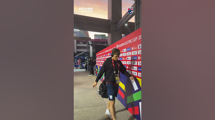 ทีมชาติไทยเดินทางถึงสนามก่อนเกมพบกัมพูชา