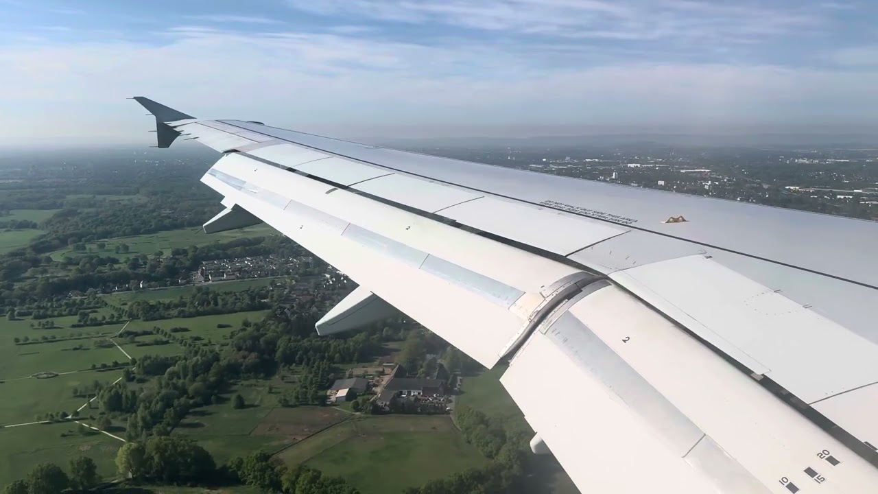 SAS (BRA) AIRBUS A319-112 landing Hannover (HAJ)