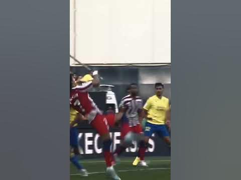 João Felix with a bicycle kick 🔥🔥 - YouTube