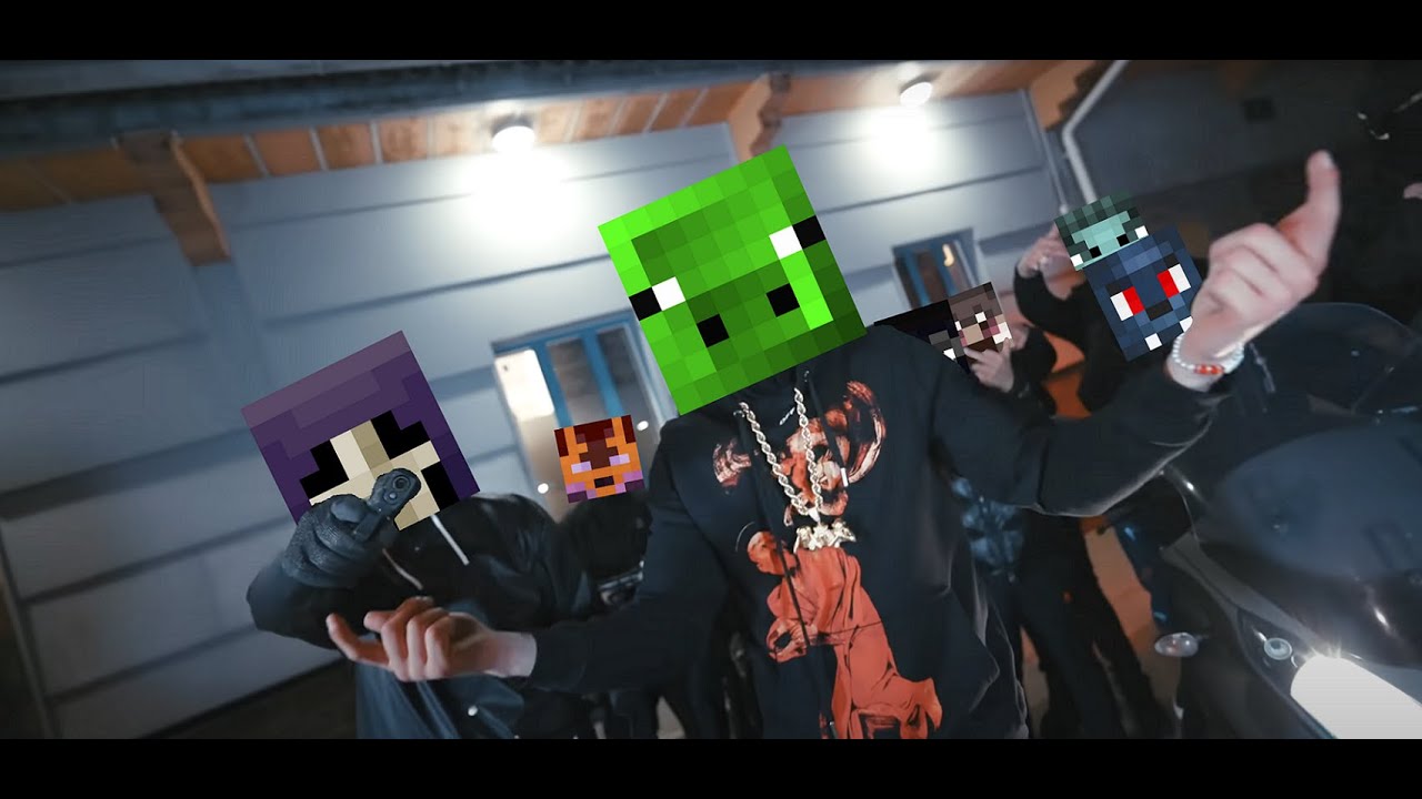 top bhopper with top client dancing in MEGA WALLS