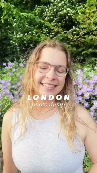 Lesbian couple travels to the U.K. 🇬🇧