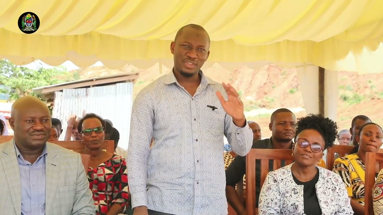 DC KOMBA ATEMBELEA DAR ES SALAAM GIRLS | AAGIZA KUWE NA 