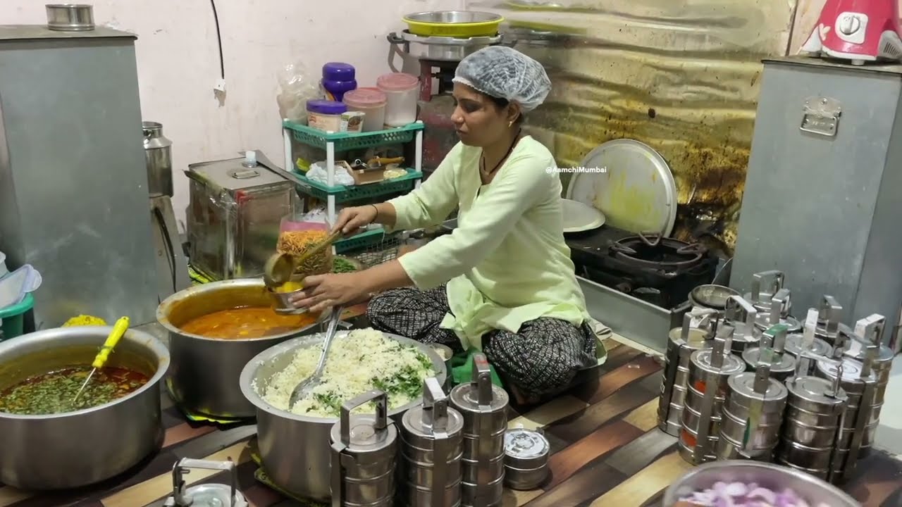 Nashik Lady Running Successful Home Tiffin Business | Indian Street Food