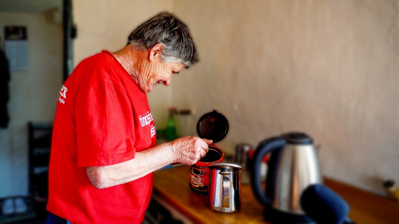Da mu ja perem gaće, BOME NEĆU!