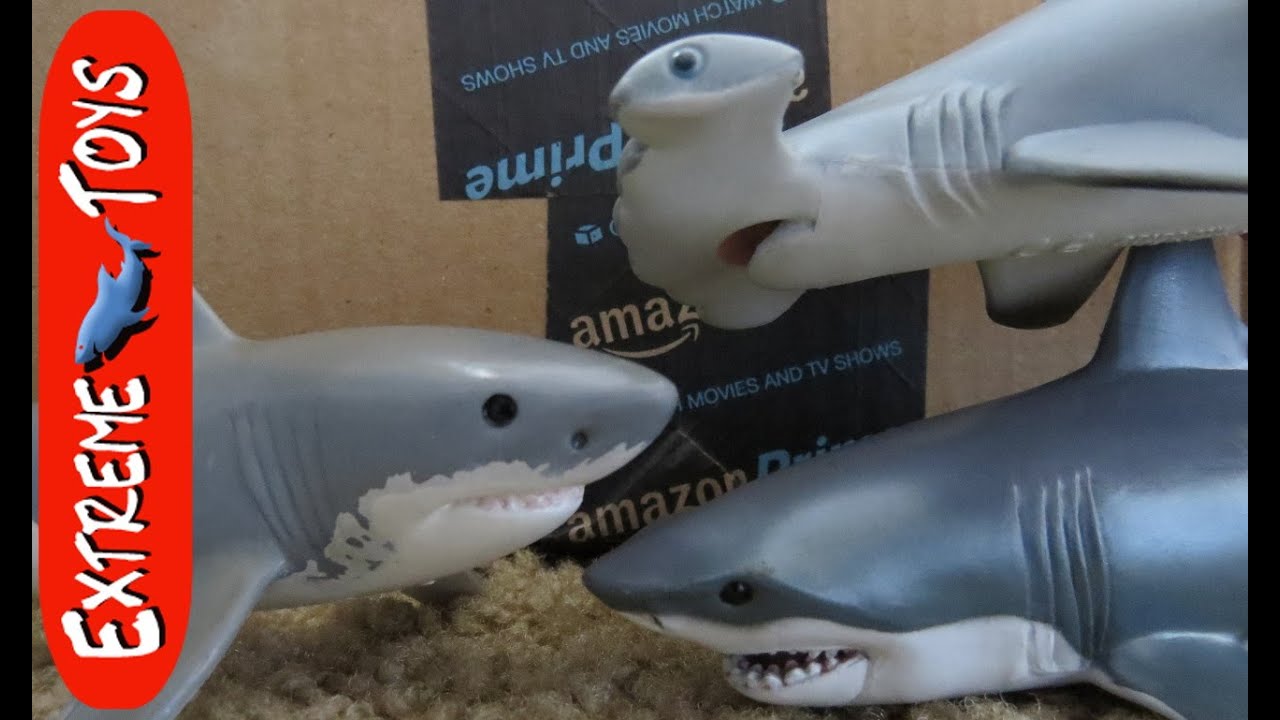 snapping shark toy