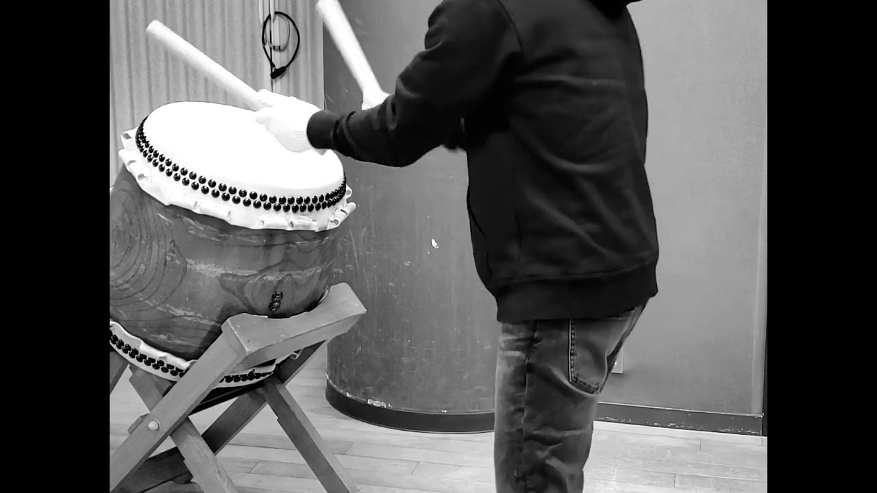 パプリカ　盆踊り　太鼓　