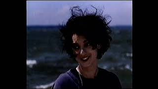 Welcome Home Roxy Carmichael (1990) comedy drama movie trailer Winona Ryder Jeff Daniels