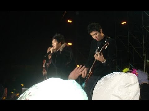 【大张伟】2008.01.13_商演【CCTV3】[江西]同一首歌•走进南昌(省体育馆)(《啵儿一个》《赞歌唱》)【主持】梁永斌,阿雅