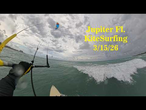 Jupiter Kitesurfing Learning in the Surf Strapless Surfboard 12m Cabrinha Switchblade Mikey Mike