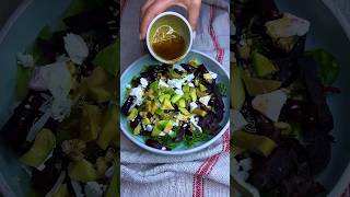 Restaurant Style Arugula Salad With Parmesan And Beetroot Resimi