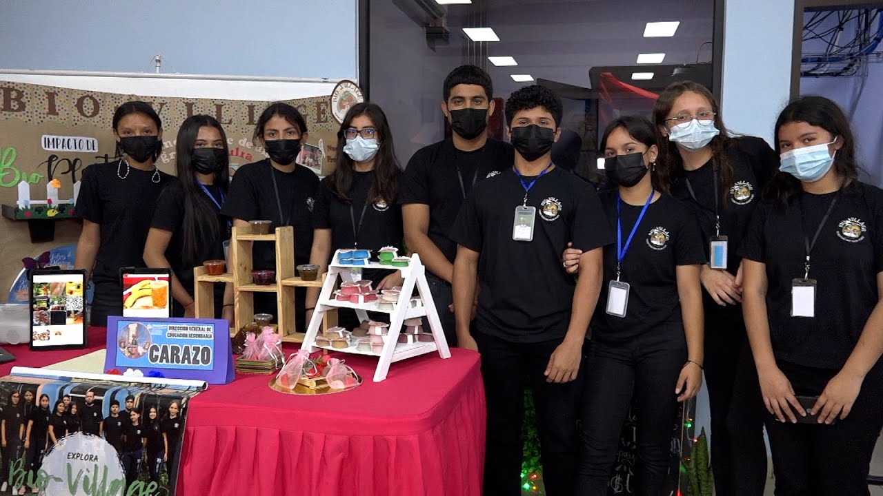 Estudiantes de secundaria presentan proyectos innovadores para el desarrollo de la comunidad