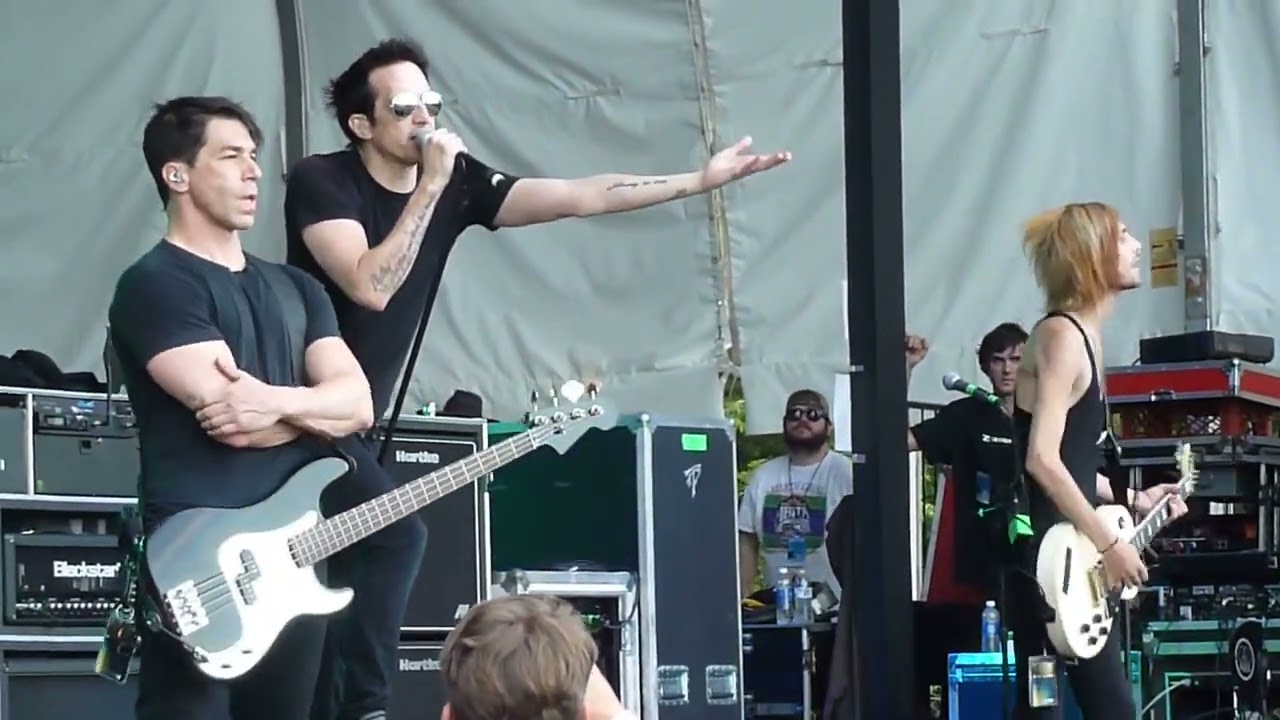 w: Filter    Hey Man Nice Shot  Live at The Summerland 2013 Tour in Richmond Va