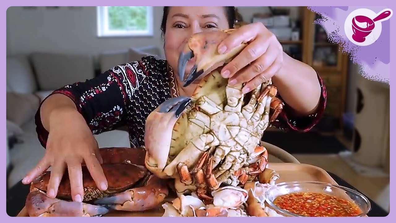Ем гигантских крабов 🦀🦀🦀 и рецепт соуса из морепродуктов ⚠️ | Яньан (23 августа 2019)