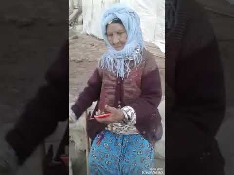 رقص هاذهي العجوز على اغنيه تعال