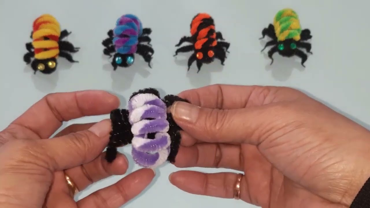 DIY | Amazing Spider 🕷I Tinsel Pipe Cleaners Spider | One minute easy craft | Halloween craft.