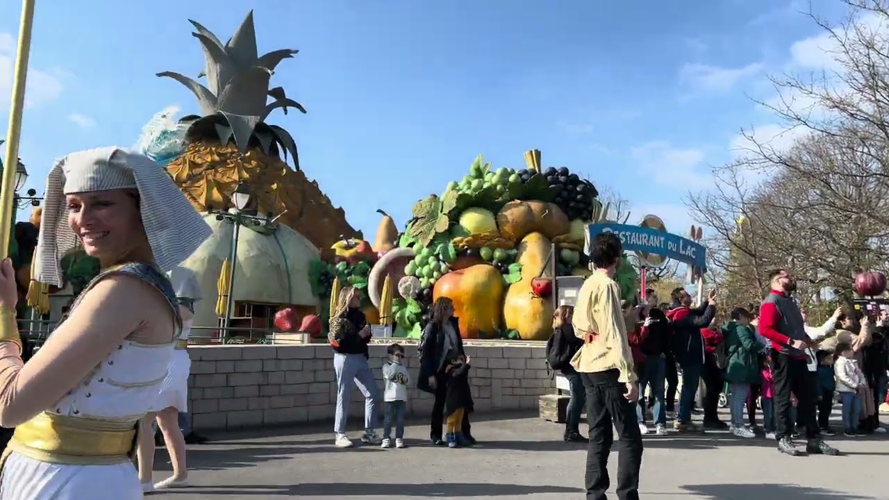 Parade défilé gaulois 2025 - Parc Astérix