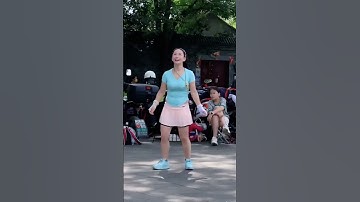 Thumbnail of 危险隆里电丝运动最美时刻  @快手粉条@👑娟子👗🦁 谢谢美女摄影师娟美拍🌹欢迎评论留下足迹👣哦🙏