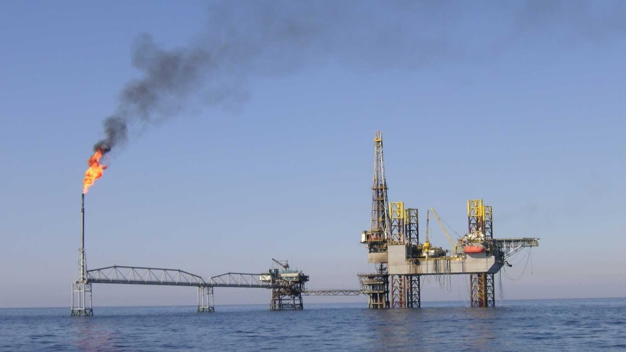 White House slammed for pushing to end all Iranian oil exports