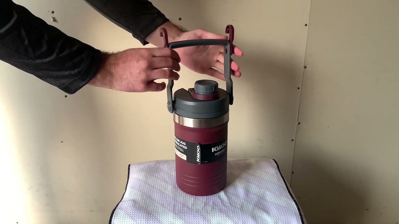 Igloo® Half Gallon Jug