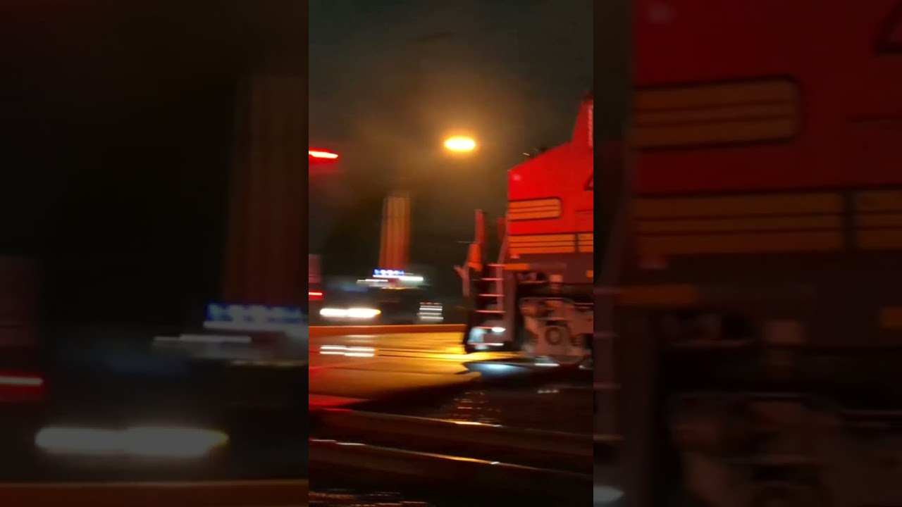 BNSF 4642 Leads LTE Power Move at Kent, WA