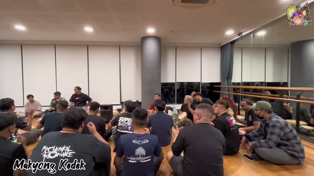 Tamak Haloba & Comel Lote - Faris Alfanso Ft Makyong Kedek