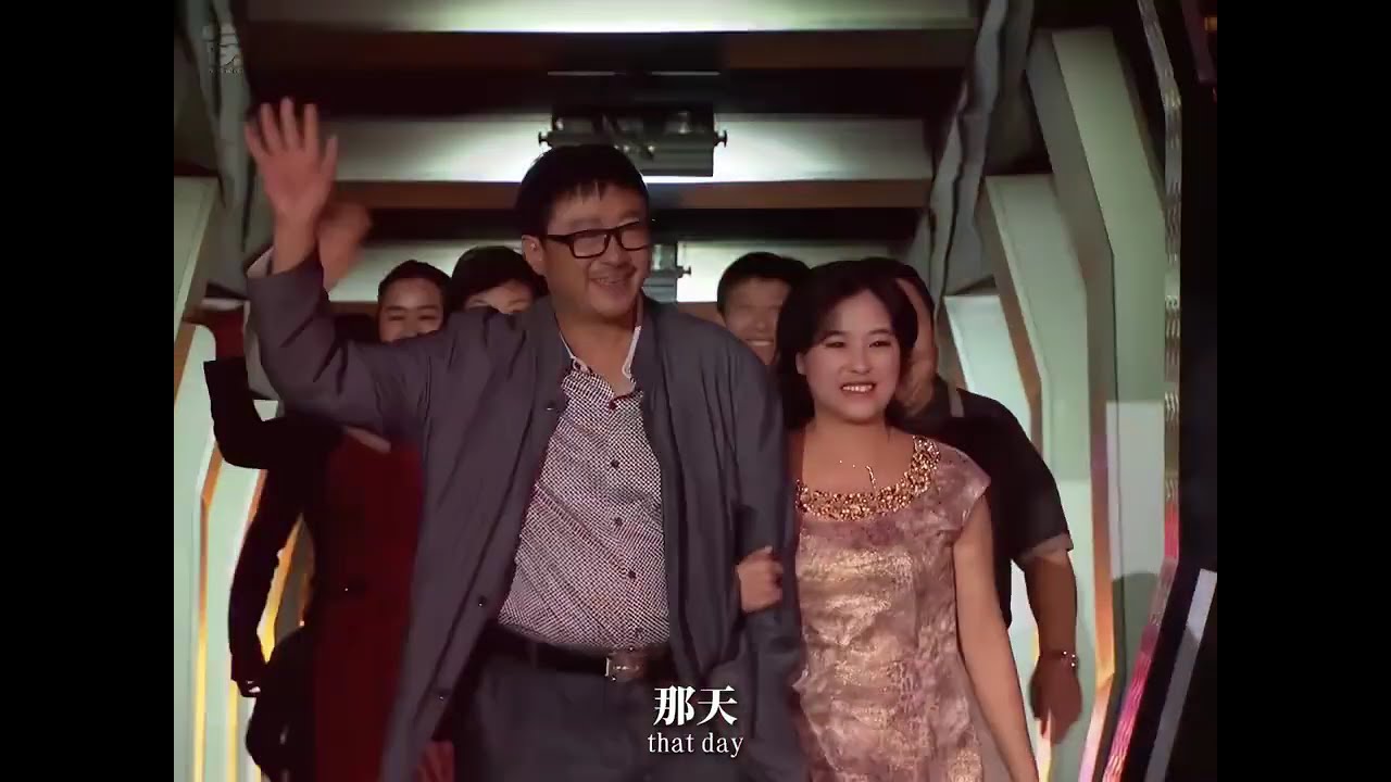 愛他的人和討厭他的人一樣多，到底是天才還是“瘋子”？ #人物故事 #華晨宇 #煙火里的塵埃華晨宇