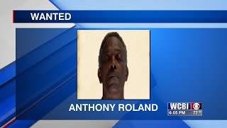 Man wanted for allegedly selling drugs in Lowndes Co.