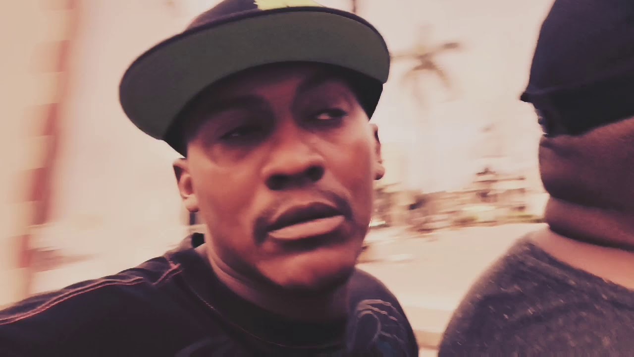 Sr. Official - YouTube