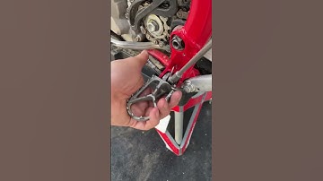 another way to install your foot peg🤟🏼Bikehack🔧Try this!🤯 #shorts #motorcycle #bikehacks