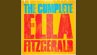 Video thumbnail of "Ella Fitzgerald - I Want the Waiter (with the Water)"