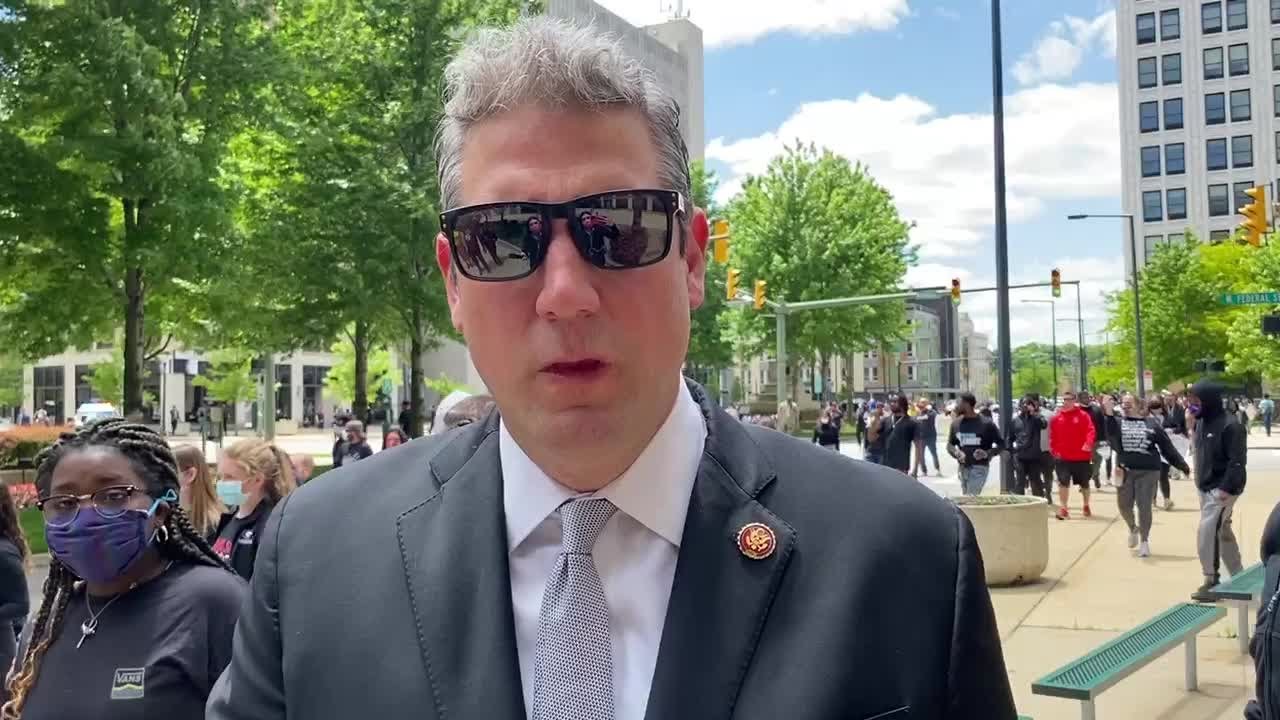 Tim Ryan interview at the March for Justice - YouTube