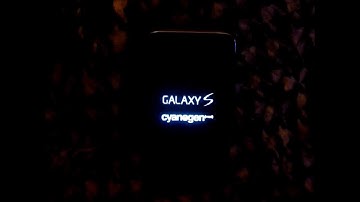 CynanogenMod 10.1 Boot Animation on Samsung Galaxy S I9000M