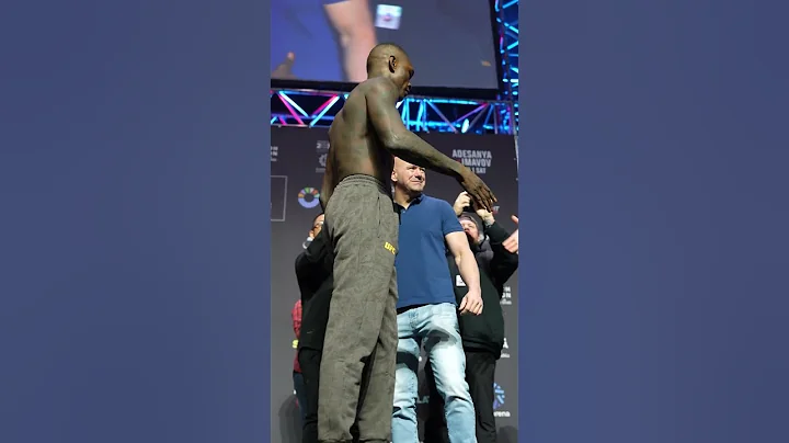 Israel Adesanya and Nassourdine Imavov face off ahead of #UFCSaudiArabia