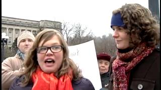 Marriage equality supporters march, rally in Frankfort