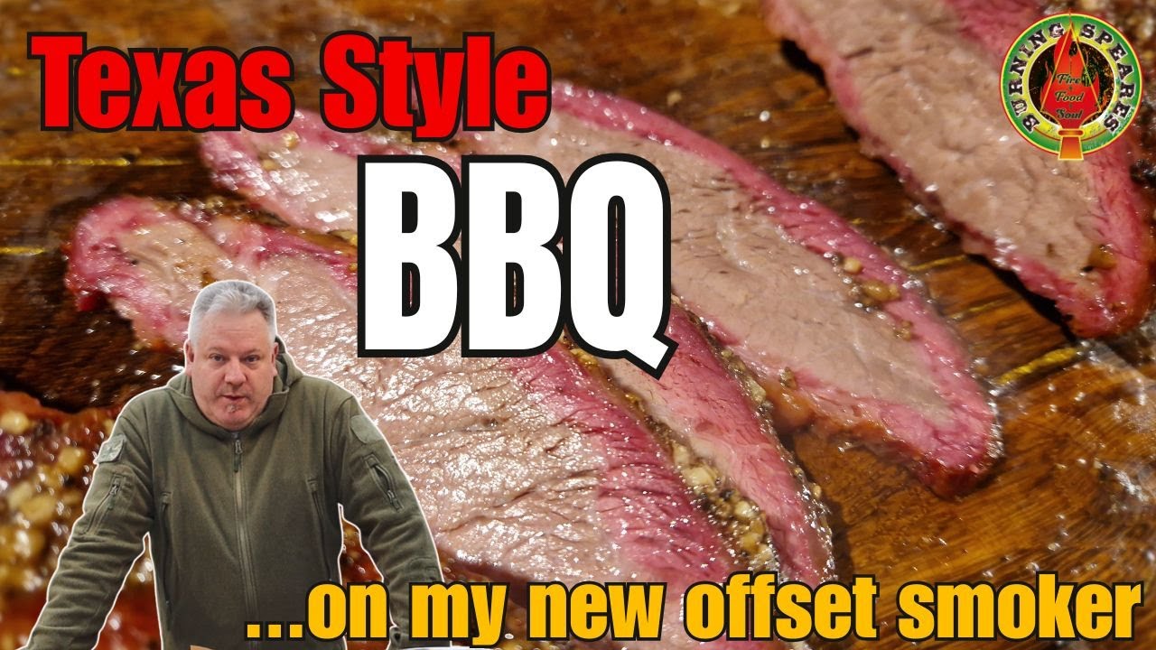 Южноафриканец пробует барбекю в техасском стиле на своей новой коптильне