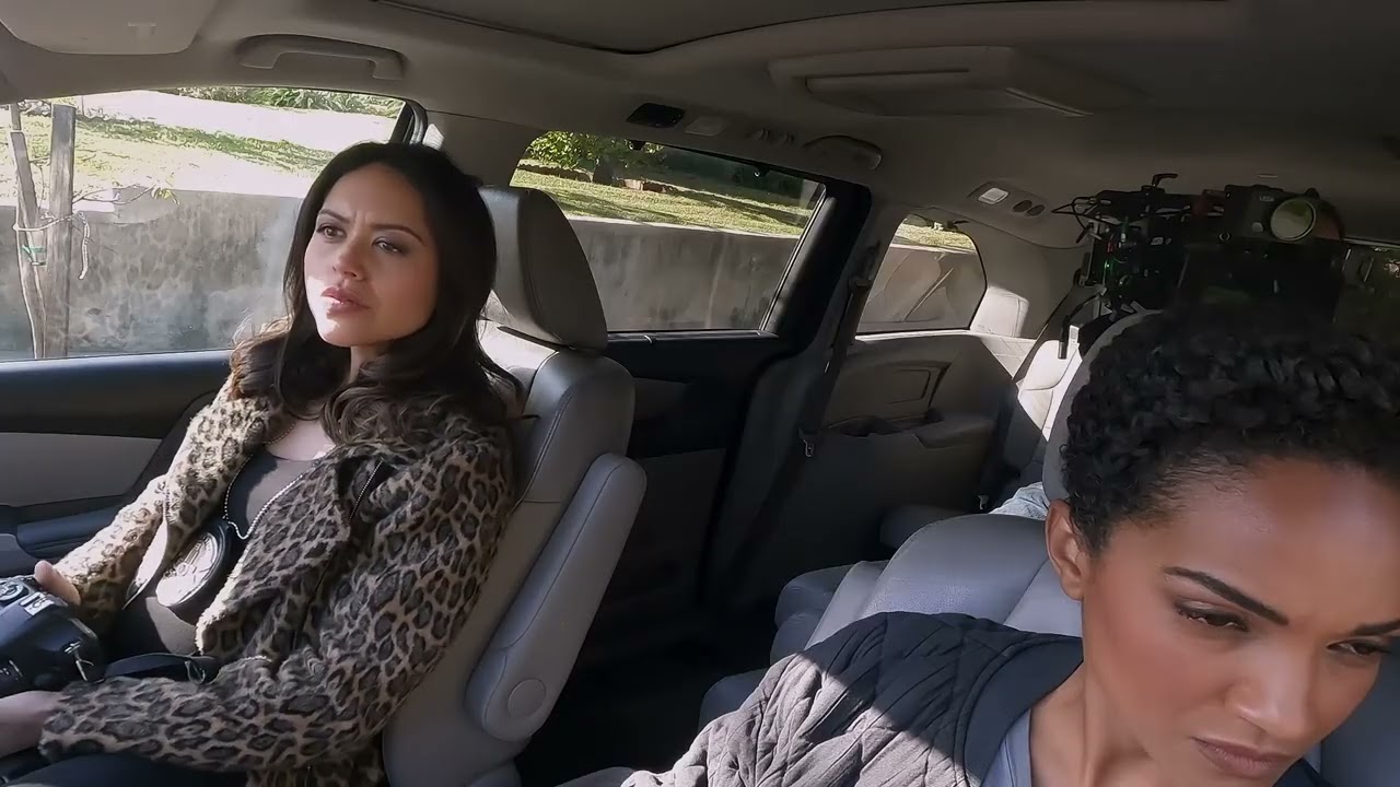 Lucy Chen goes undercover as Sava in the park – The Rookie 5x20 | Chenford Clip 22/31